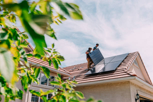 Best Roof Gutter Cleaning  in Oakridge, OR
